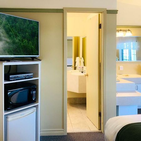Motel La Cheminee Saint-Jérôme Kültér fotó
