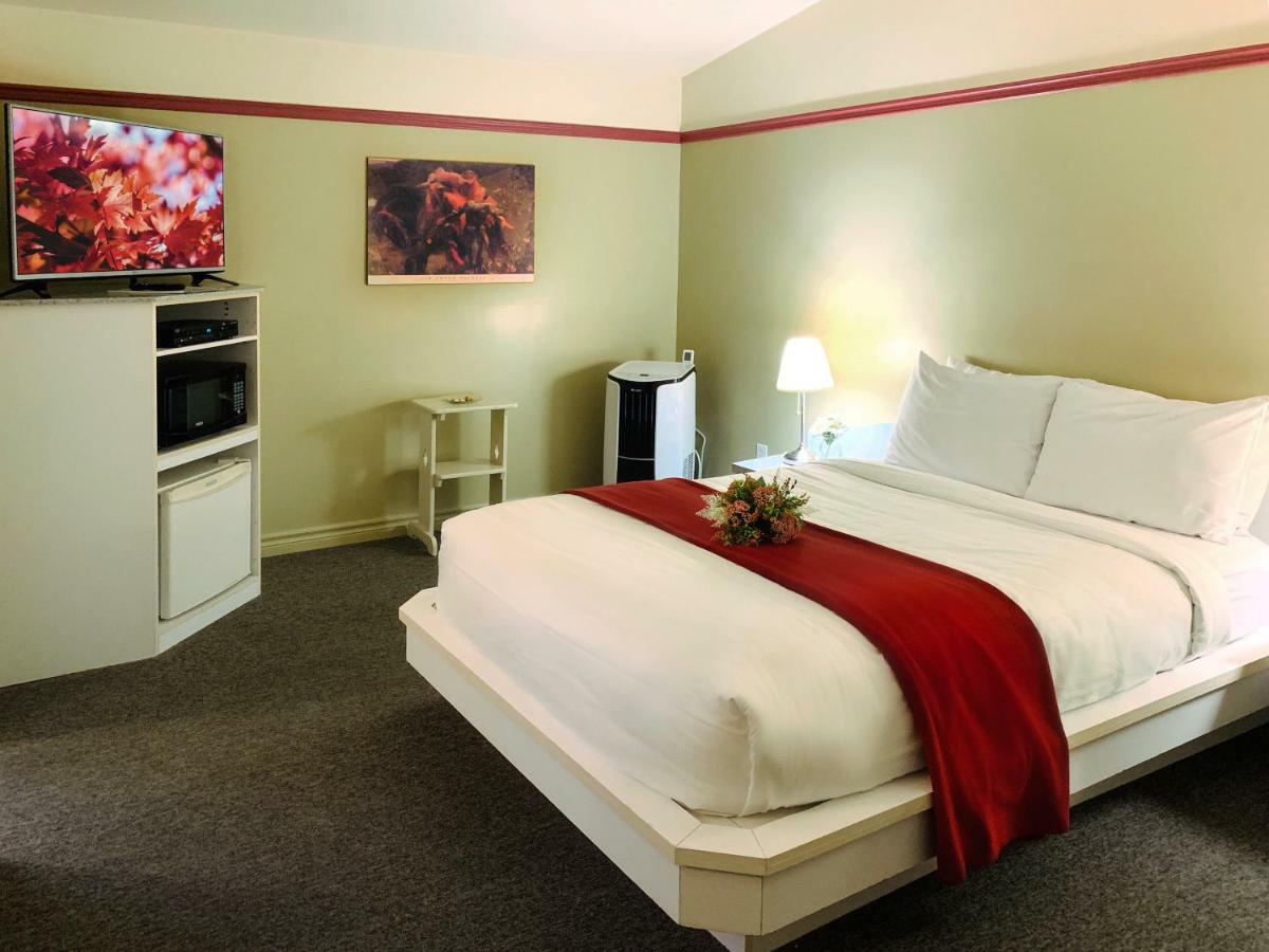 Motel La Cheminee Saint-Jérôme Kültér fotó